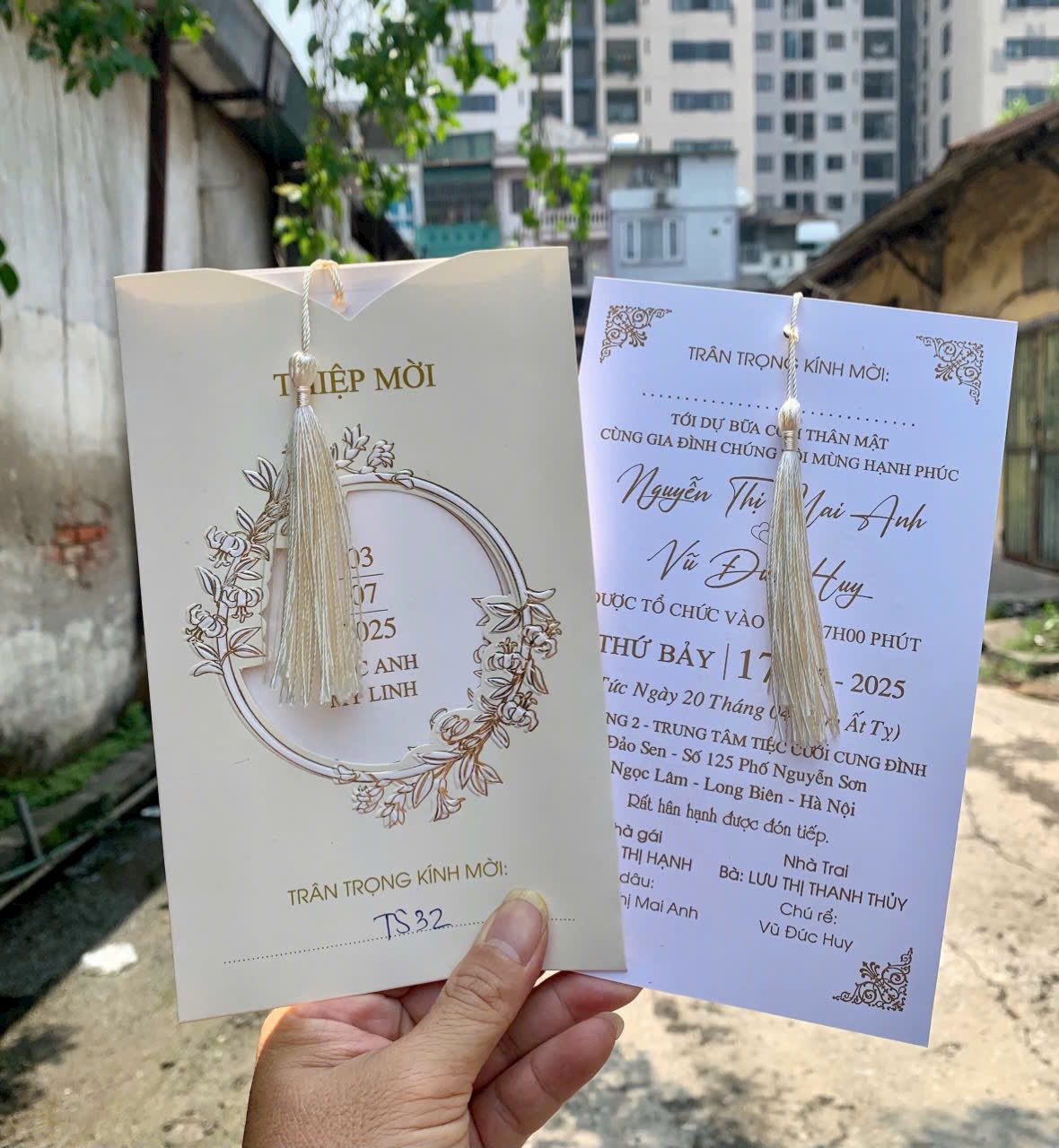 Thiệp TS