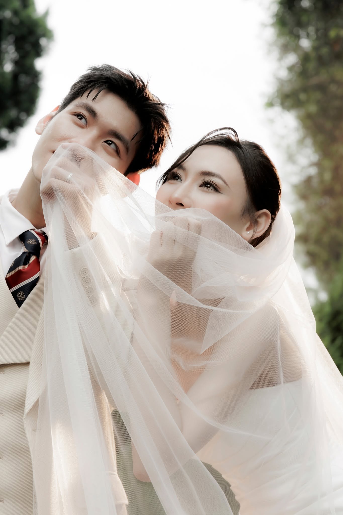 Chú rể Trung Kiên